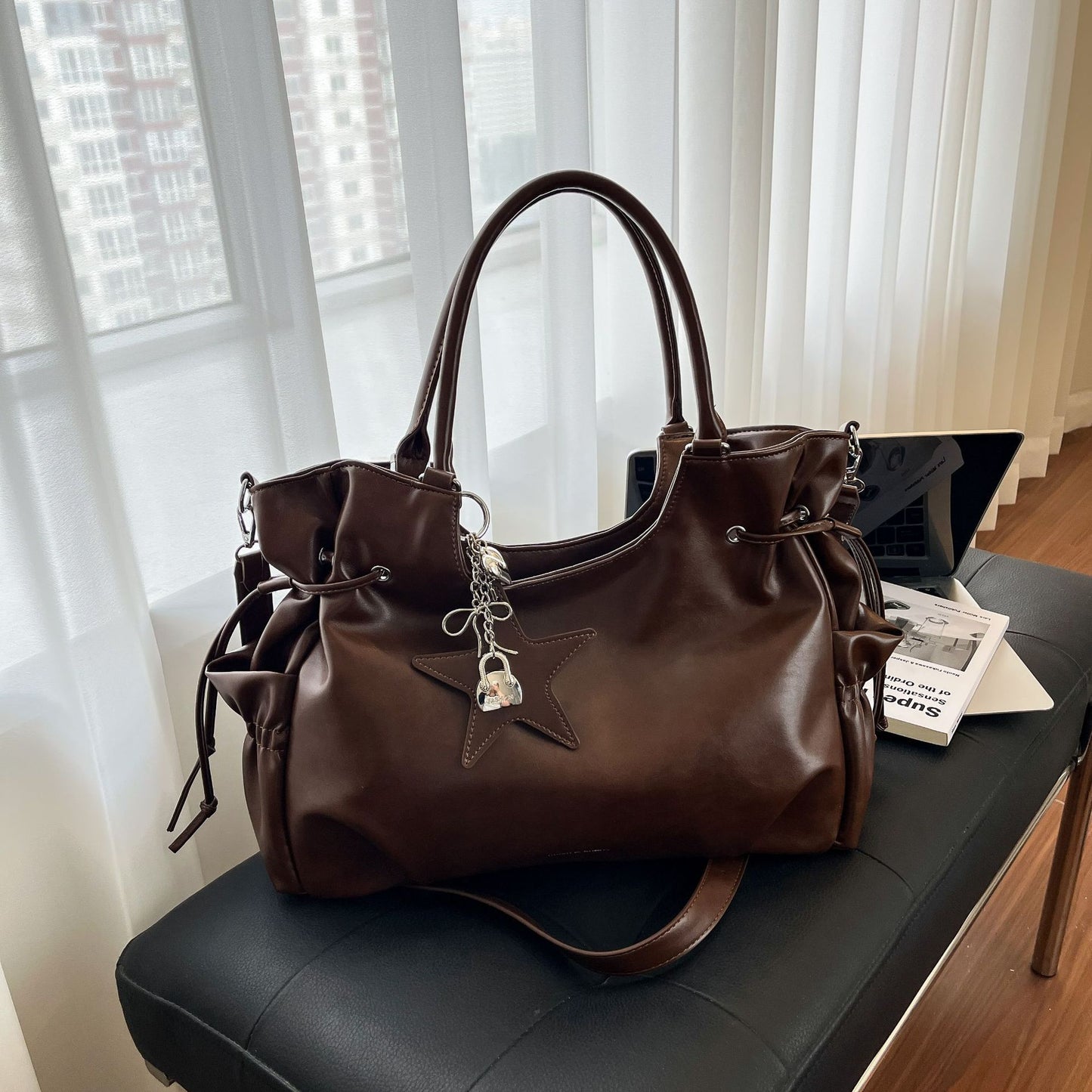Women's Super Hot Large Capacity Versatile Women's Shoulder Bag