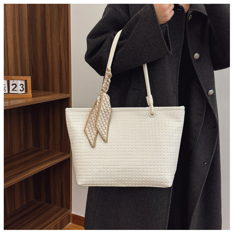 Women's Urban Simple Commute Large Capacity Hand-held Temperament Leisure Women's Shoulder Bag