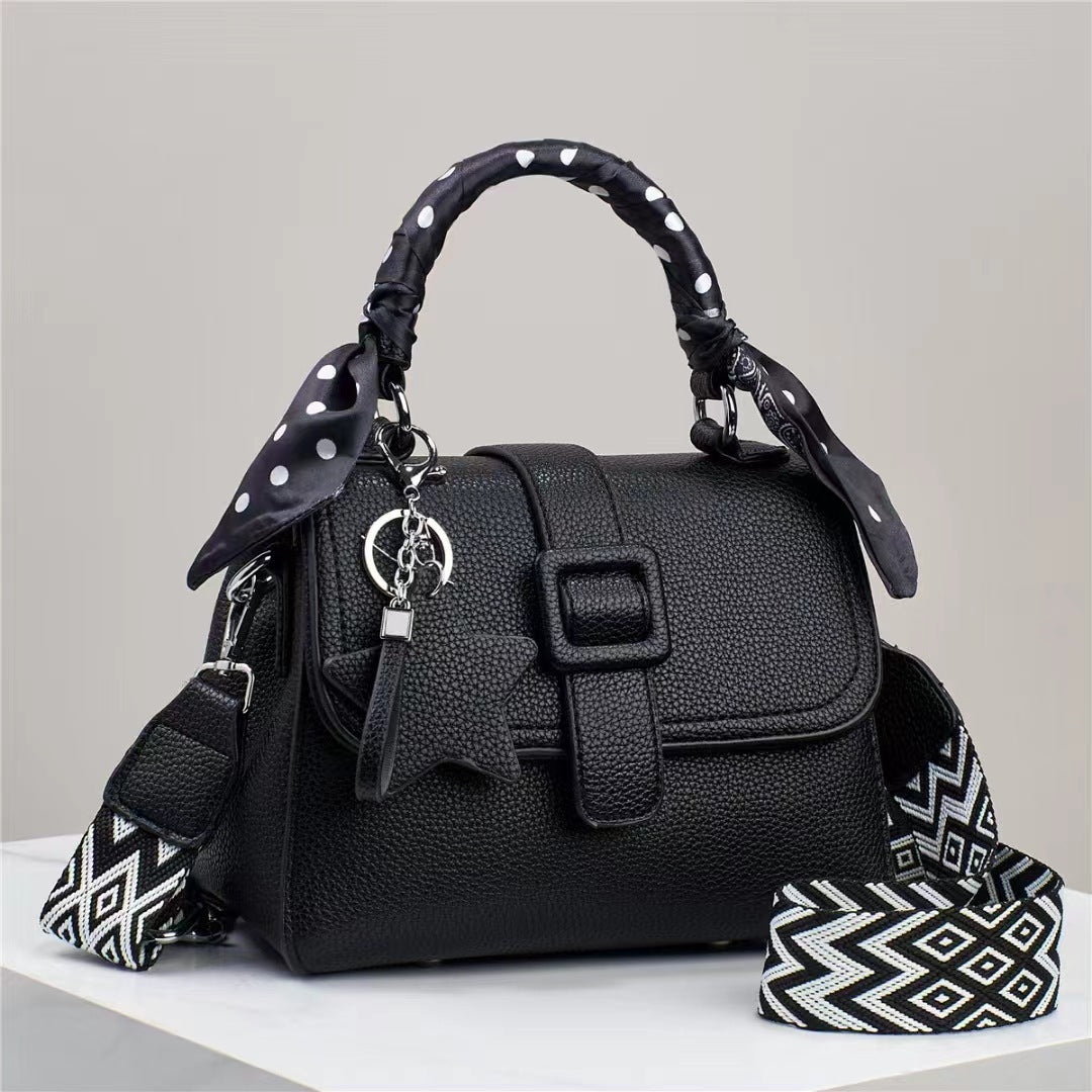 Women's Fashionable Summer Versatile Texture Lightweight Bags
