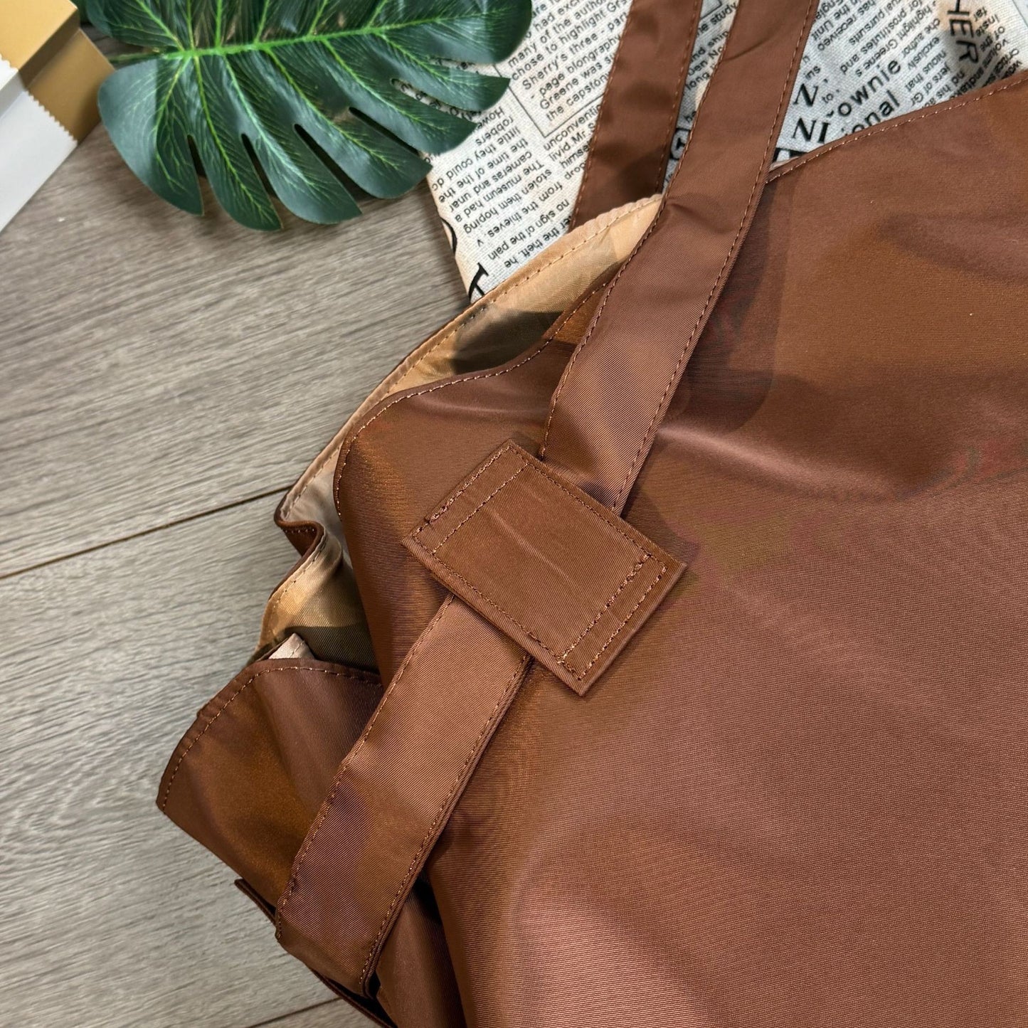 Leisure Picnic One Lightweight Exercise Niche Women's Messenger Bag