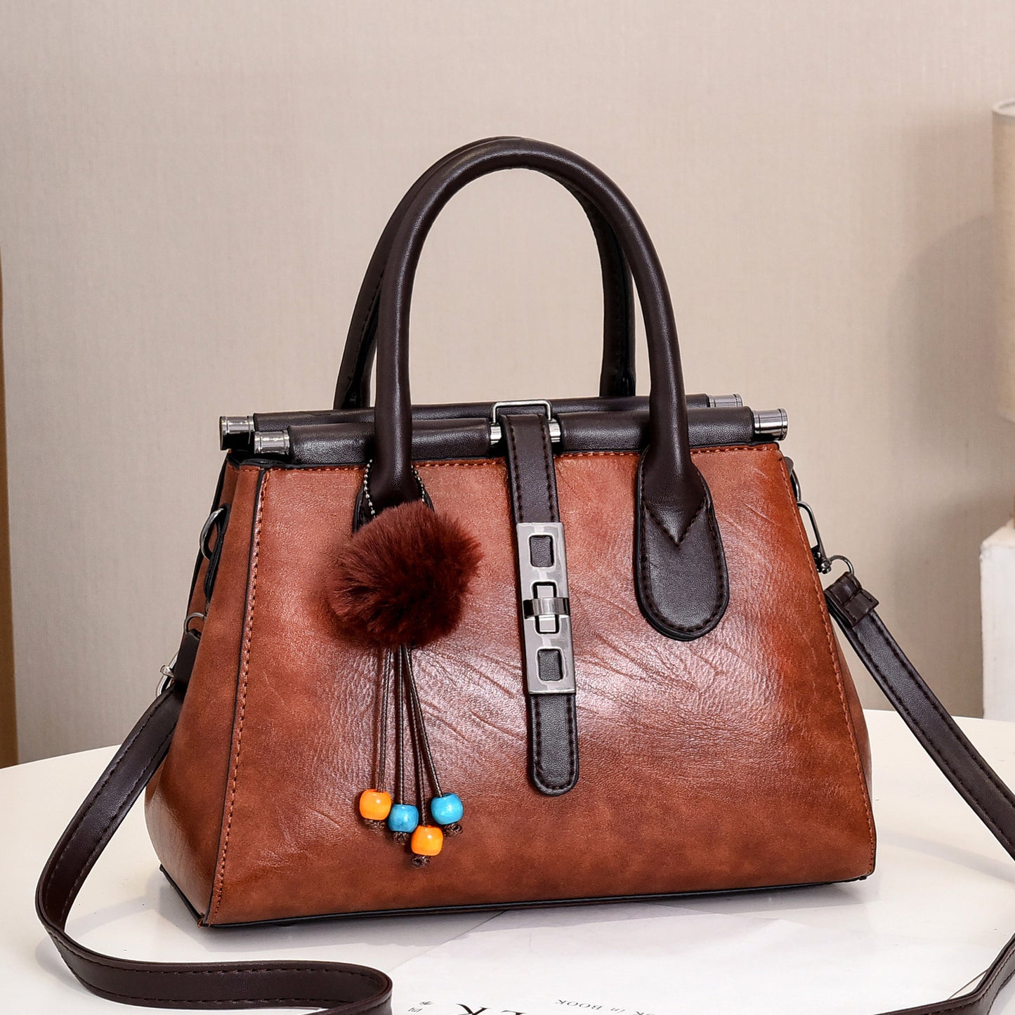Women's Crocodile Pattern Portable Elegant Fashion Large Capacity Women's Handbag