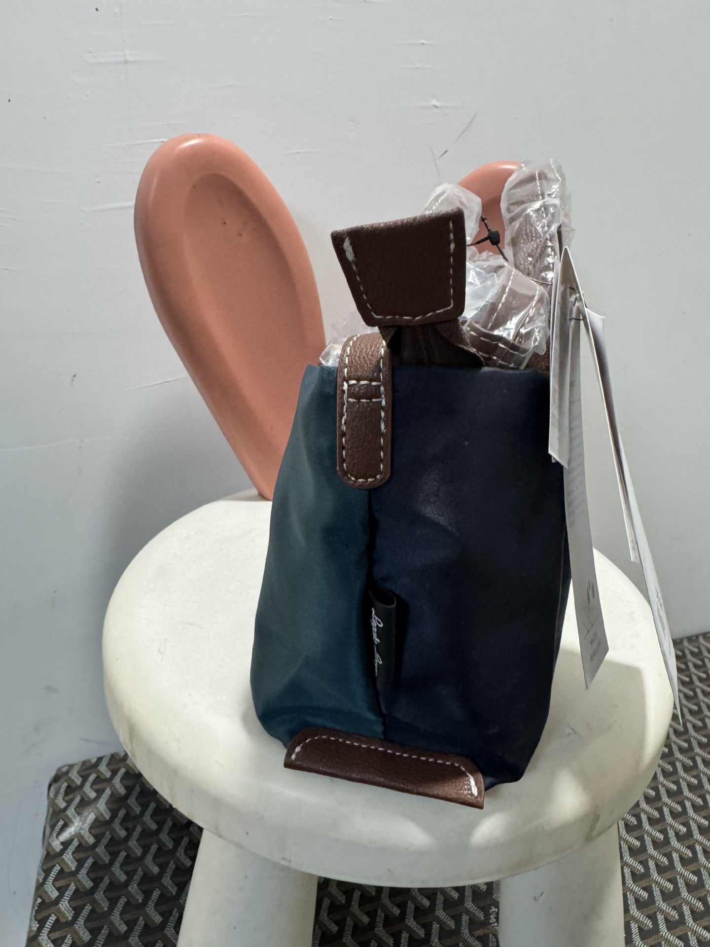 New Two Colors Limited Runaway Commuter Women's Messenger Bag