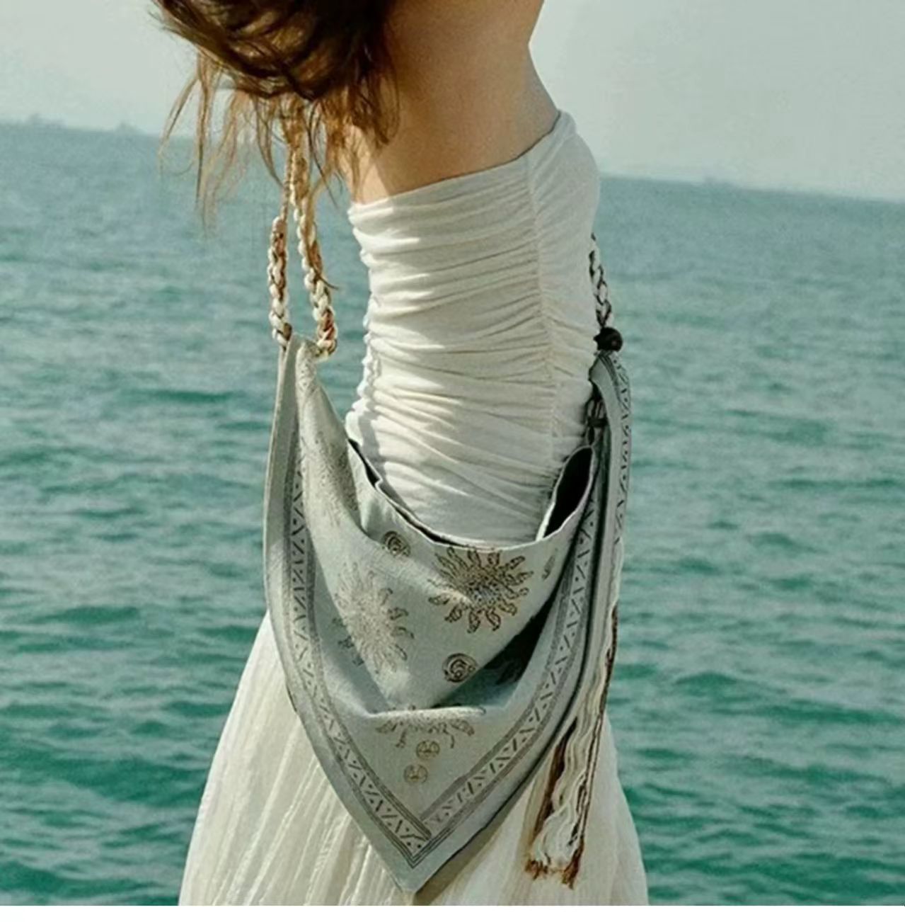 Women's Bohemian Style Tassel Linen Rope Woven Women's Messenger Bag