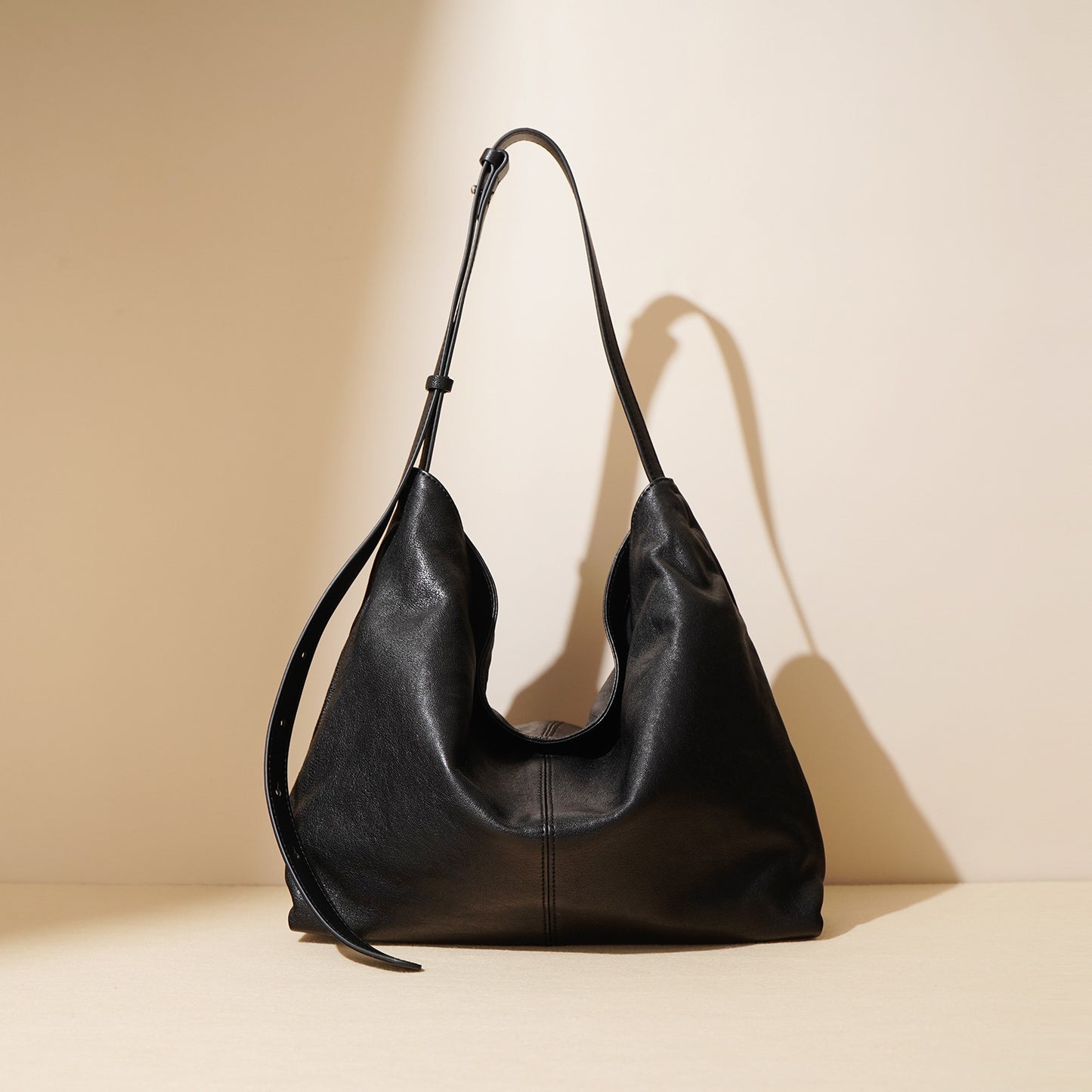 Niche Idle Style Advanced Texture Commuter Women's Messenger Bag