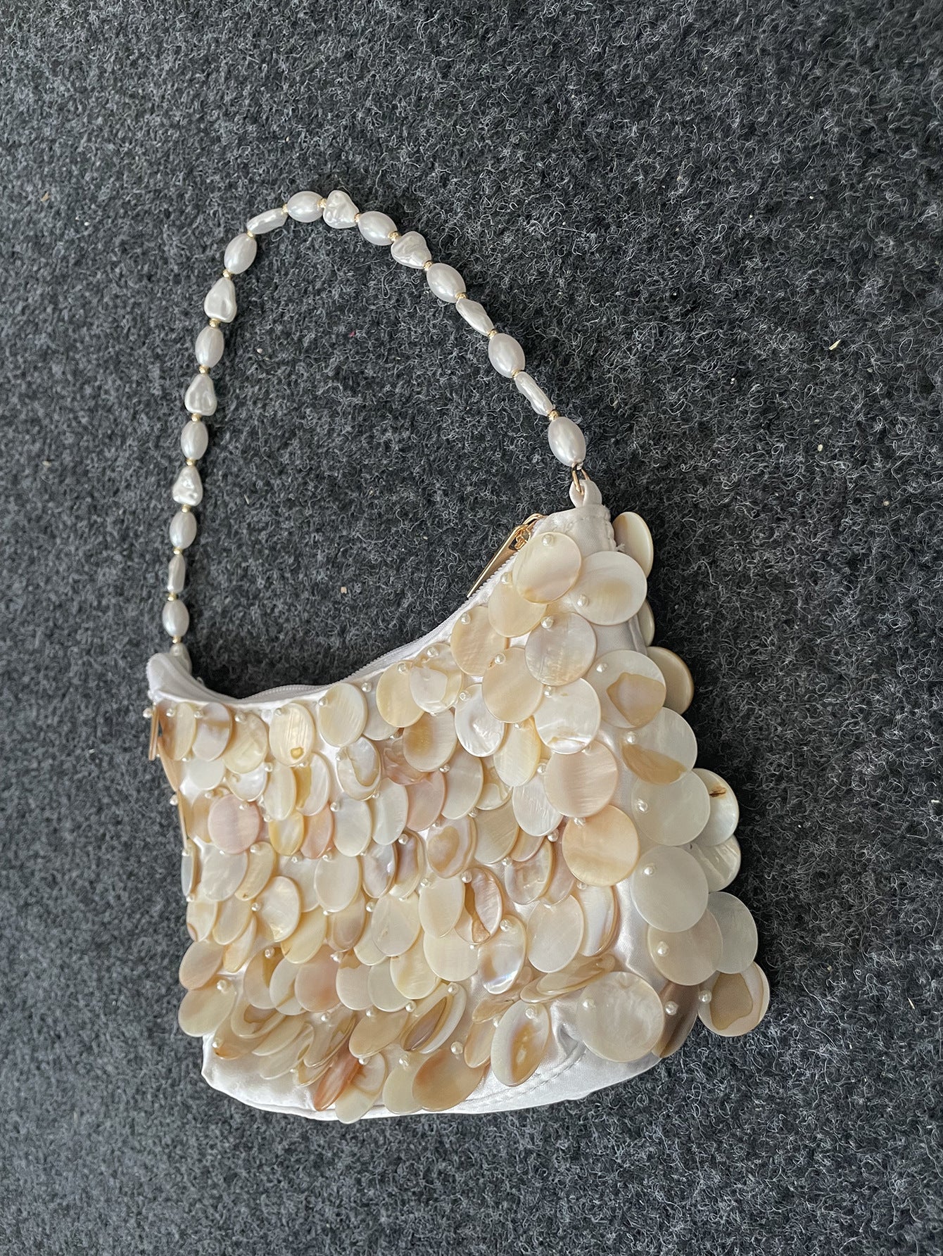 Handmade Beaded Shell Fritillary Pearl Hand Dinner Bag