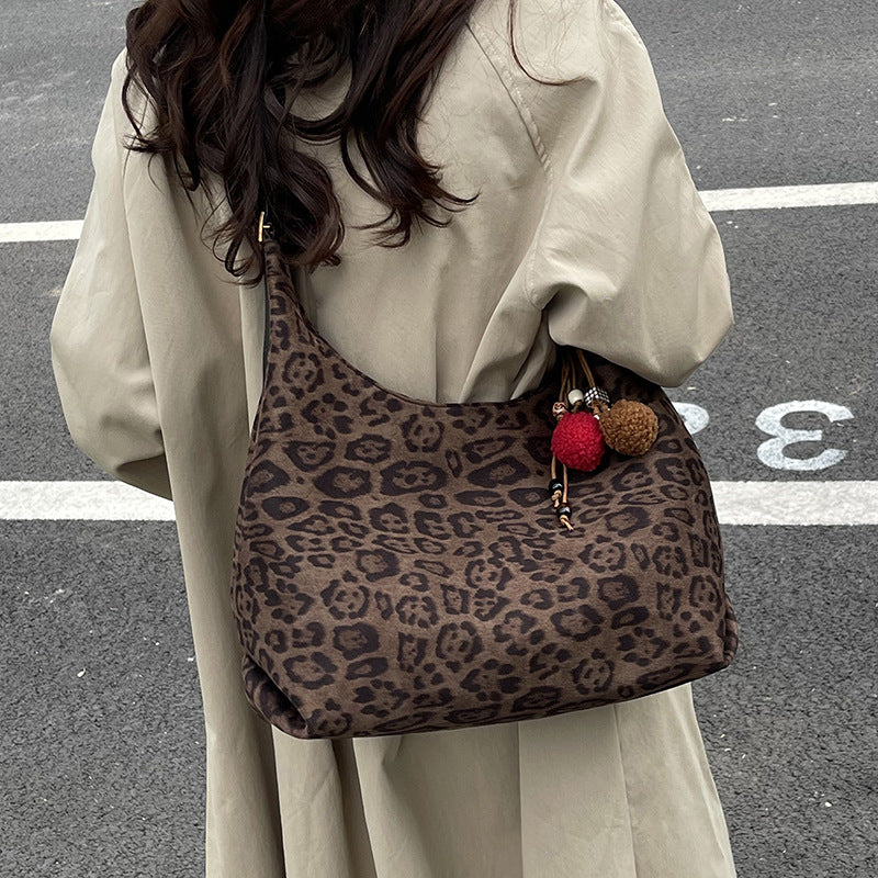 Women's Korean Leopard Print Fashion Retro Popular Commuter Women's Shoulder Bag
