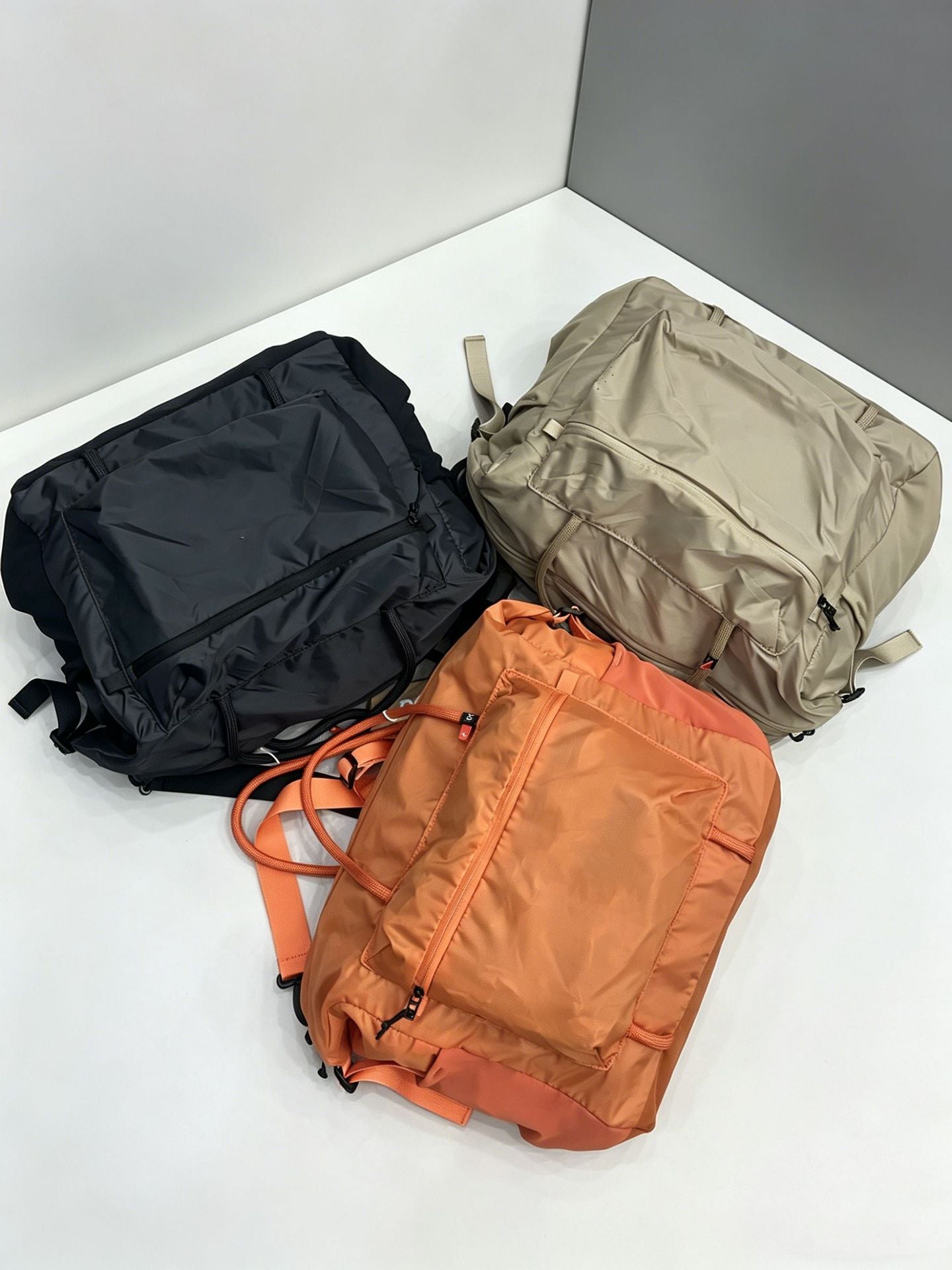 Graceful Waterproof Lightweight Large Capacity Trendy Men's Tote