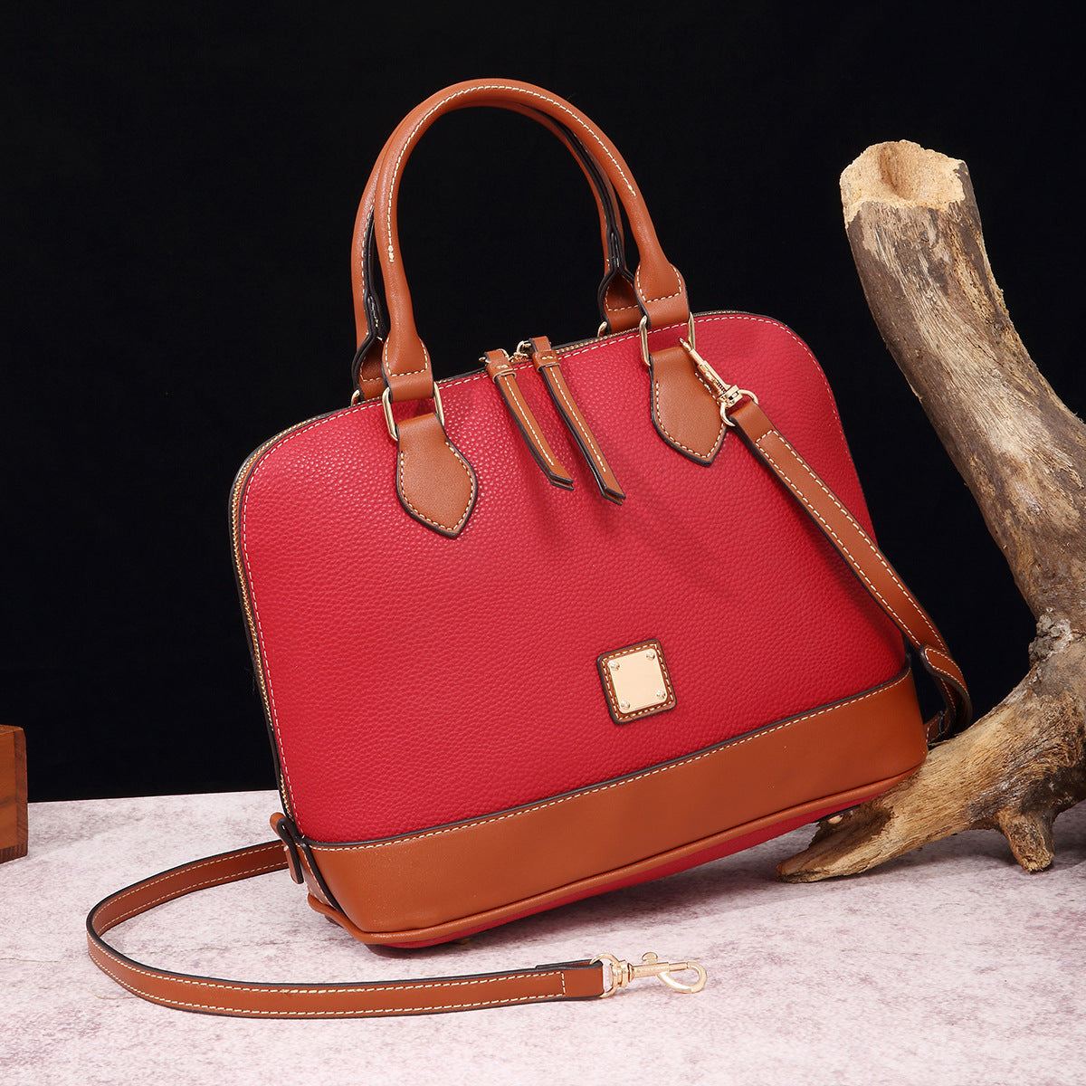 Women's Holding Color Matching Lychee Pattern Leather Women's Handbag