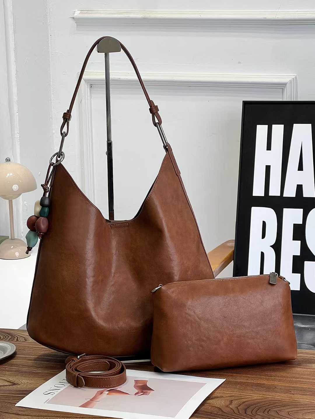 Women's Simple Fashion Large Capacity Versatile Flocking Soft Tote Bag