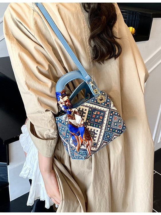 Women's Fashion Niche Printed Design High-grade Temperament Women's Handbag