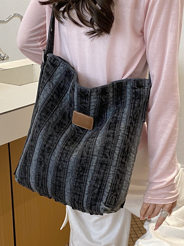 Women's Loose Feeling Large Capacity Denim Commuter College Go Tote Bag