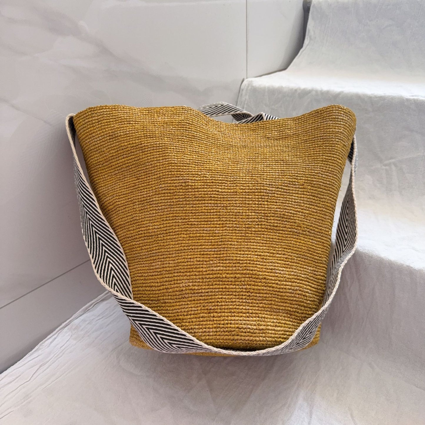 Women's Raffia Premium Woven Summer Seaside Vacation Women's Messenger Bag