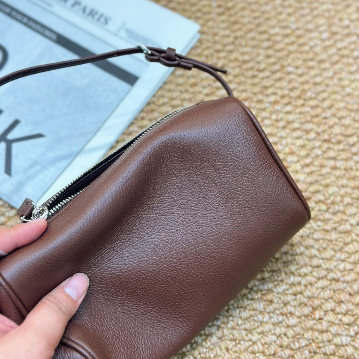 Niche Leather Mini Pen Daily Commute Hand Women's Handbag