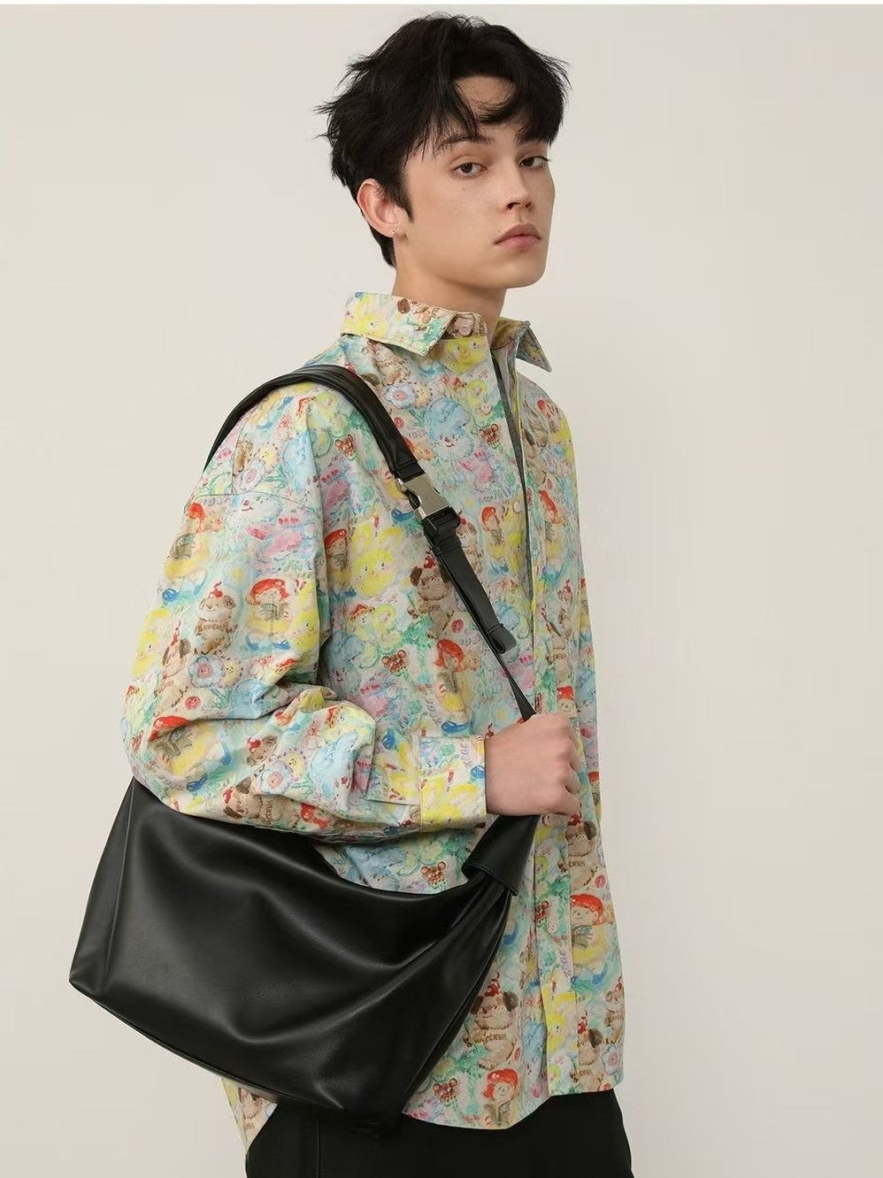 Men's Dumpling Solid Color Lazy Design Soft Leather Simple Style Men's Shoulder Bag