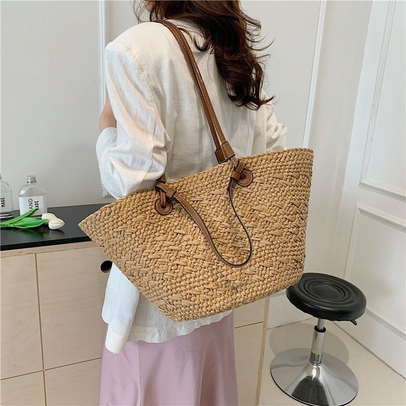 Women's Retro Portable Vacation Beach Woven Women's Shoulder Bag