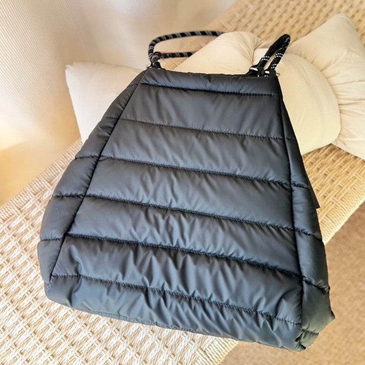 Large Portable Capacity Waterproof Lightweight Storage Commuter Minimalist Women's Shoulder Bag