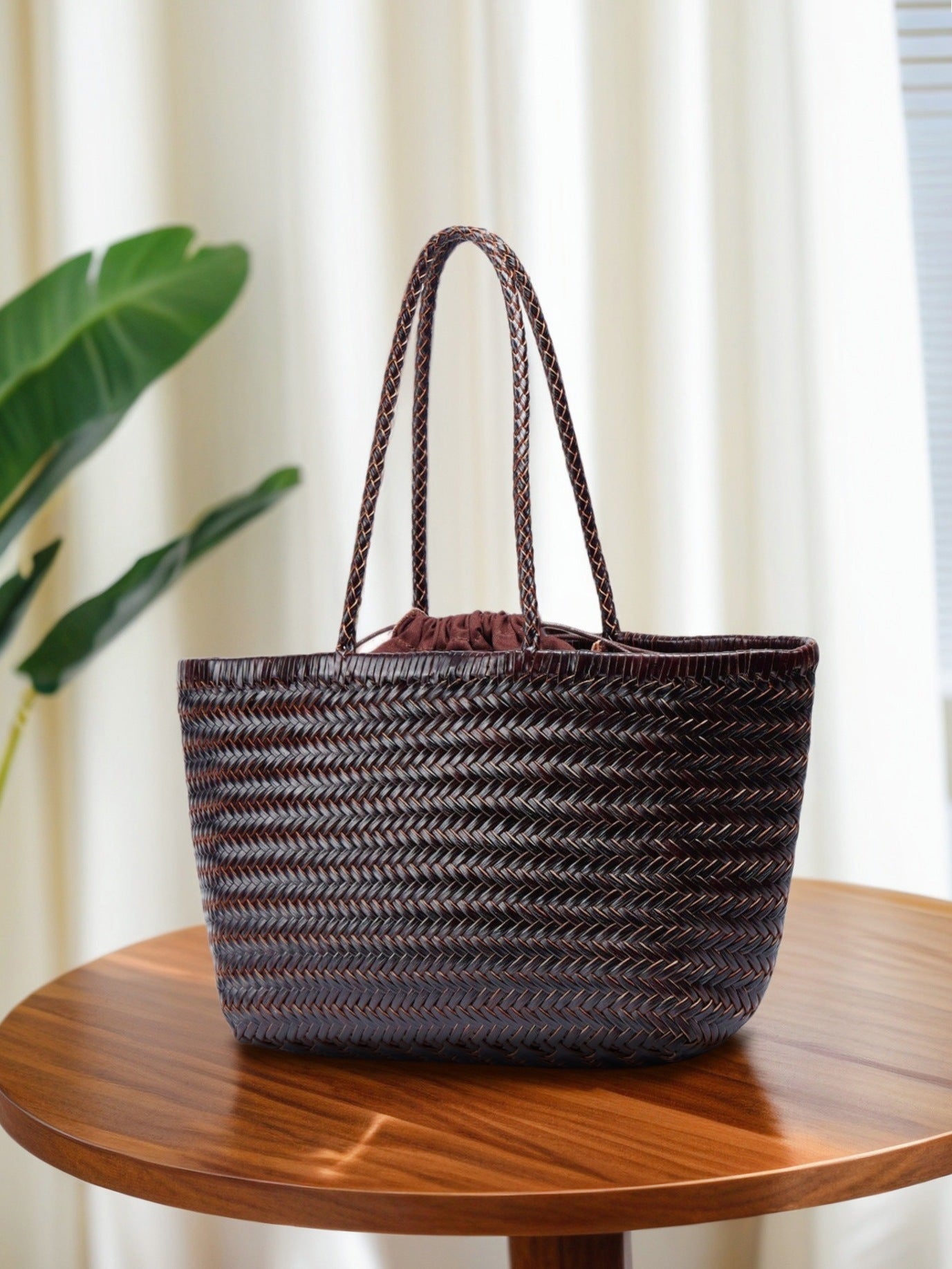 Women's Leather French Retro Vegetable Basket Large Women's Handbag