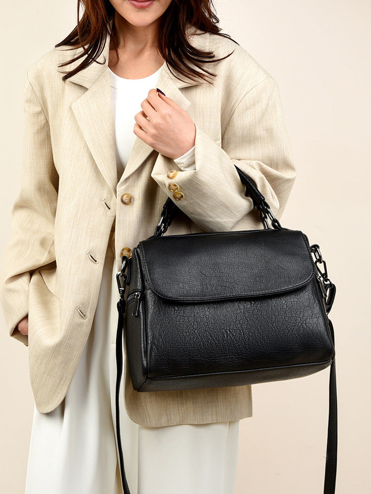 Women's Soft Leather High-grade Retro Fashion Commuter Women's Handbag