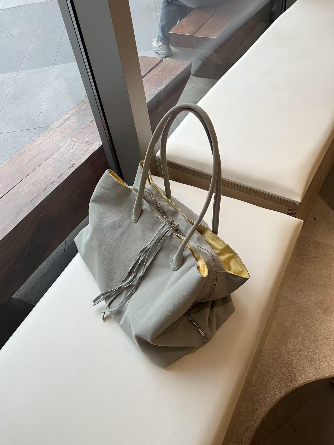 Women's Nylon Cloth Commuter Computer Simple Large Tote Bag