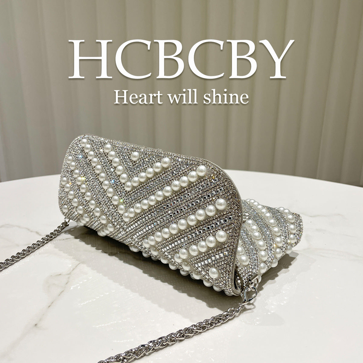 Women's Glitter Beaded Decoration Envelope Gorgeous Fashionable Elegant Dinner Bag