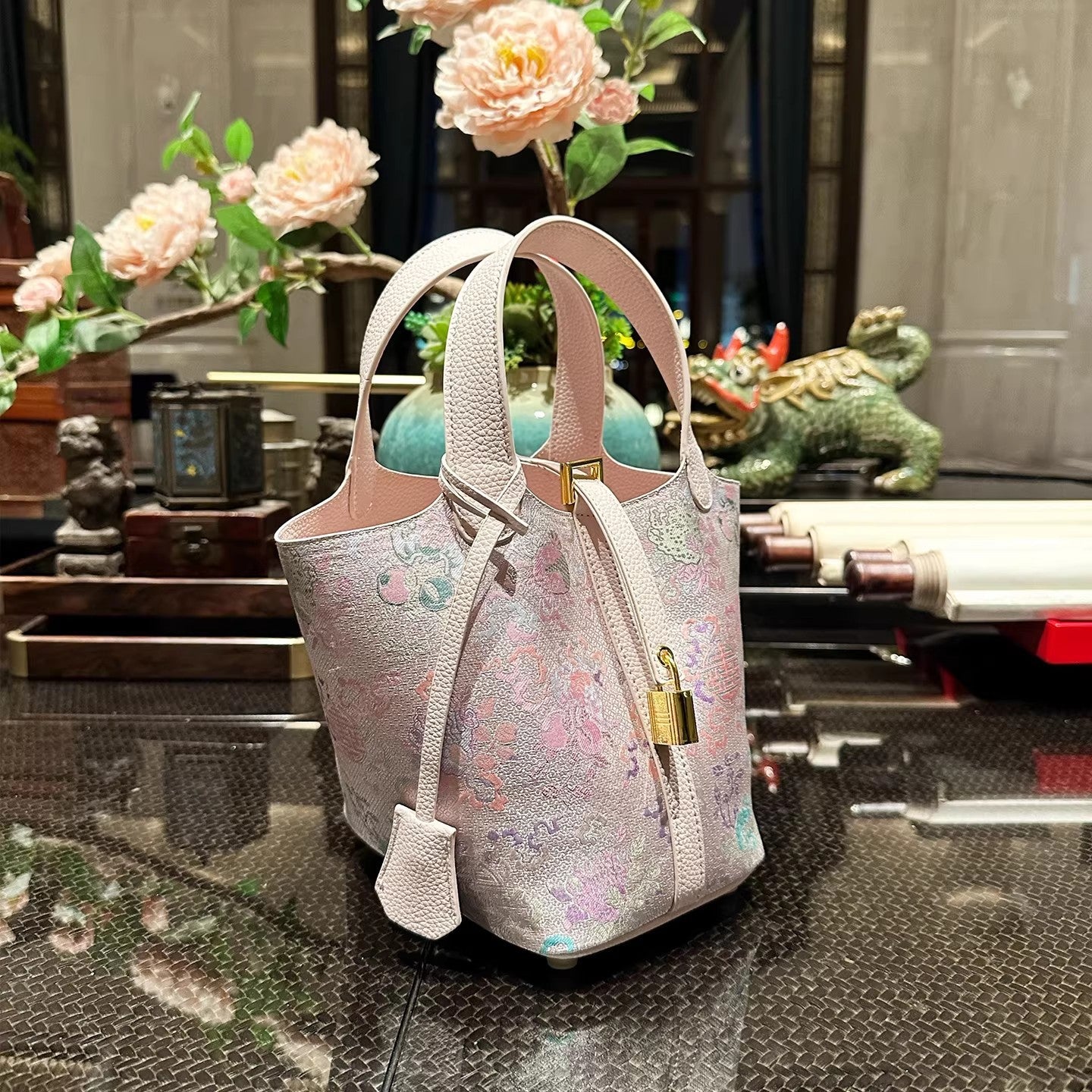 Women's Song Dynasty Brocade Pink Light Luxury Vegetable Bags