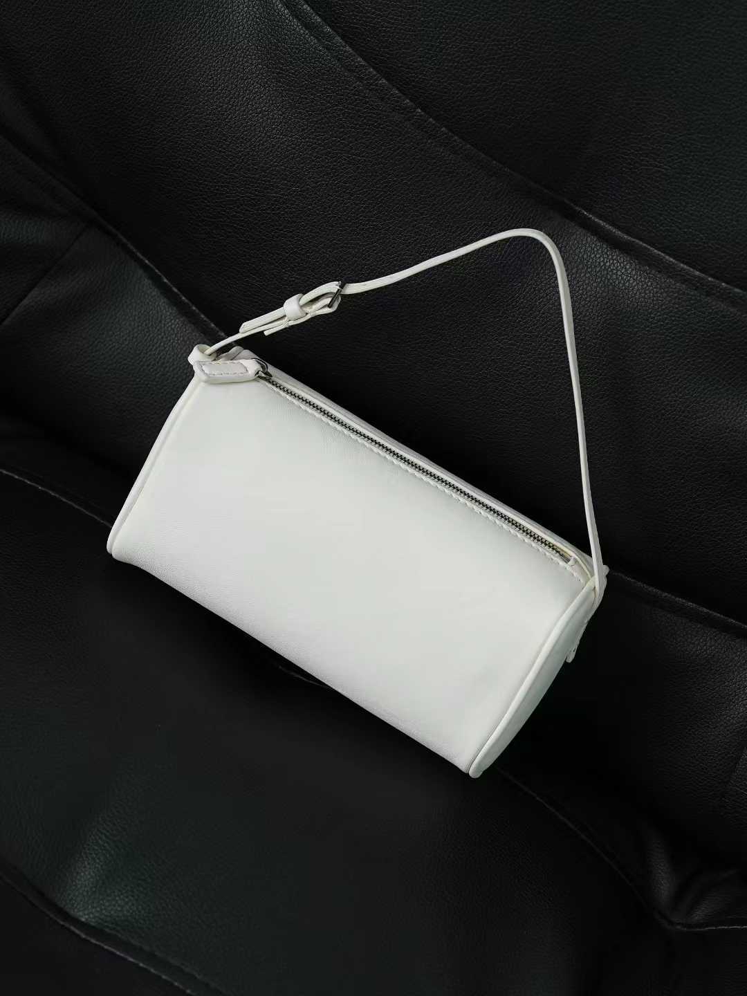 Women's First Layer Cowhide Pencil Message Simple Women's Leather Bag