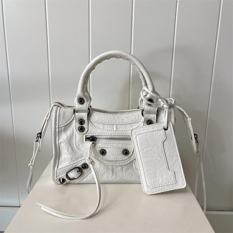 Hot French Retro Trendy Hand Holding Bags