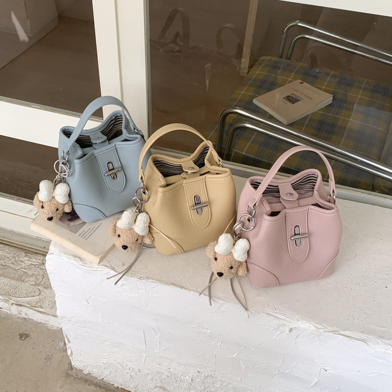 Women's Popular Western Style Super Niche Portable Women's Messenger Bag