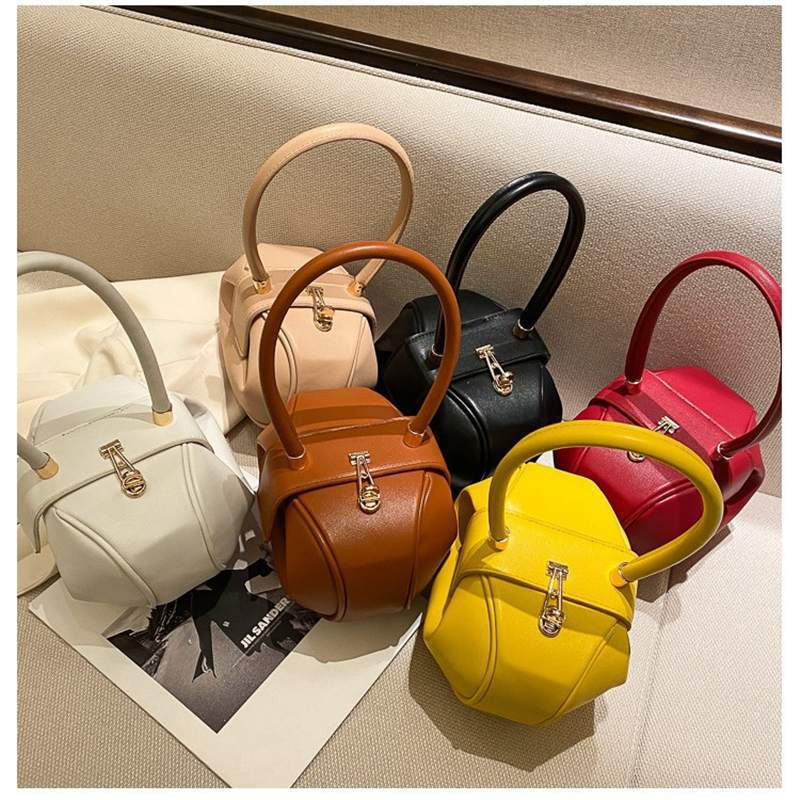 Female Retro Personalized Popular Fashionable Stylish Women's Shoulder Bag