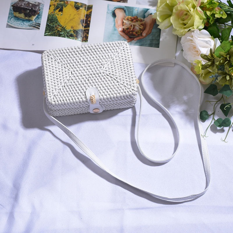 Rattan Weave Mini Mori Style Basket Vintage Artistic Crafts Women's Shoulder Bag