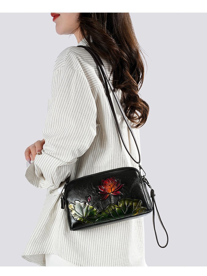 Women's Ethnic Style Retro Embossing Textured Artistic Women's Shoulder Bag