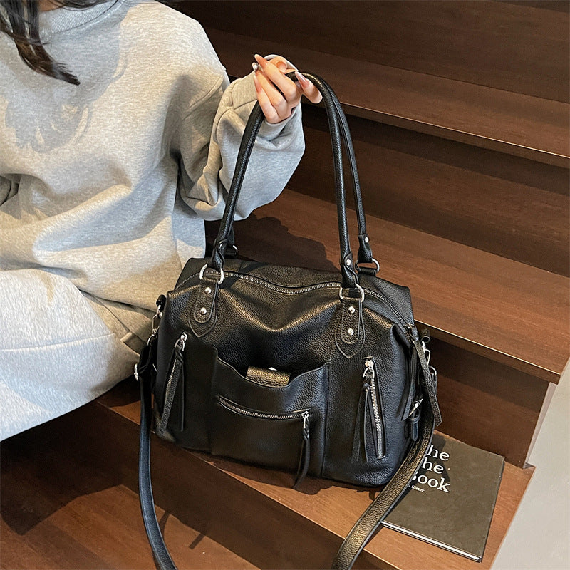 Women's Large Capacity Retro Commuting Fashion Portable Women's Shoulder Bag