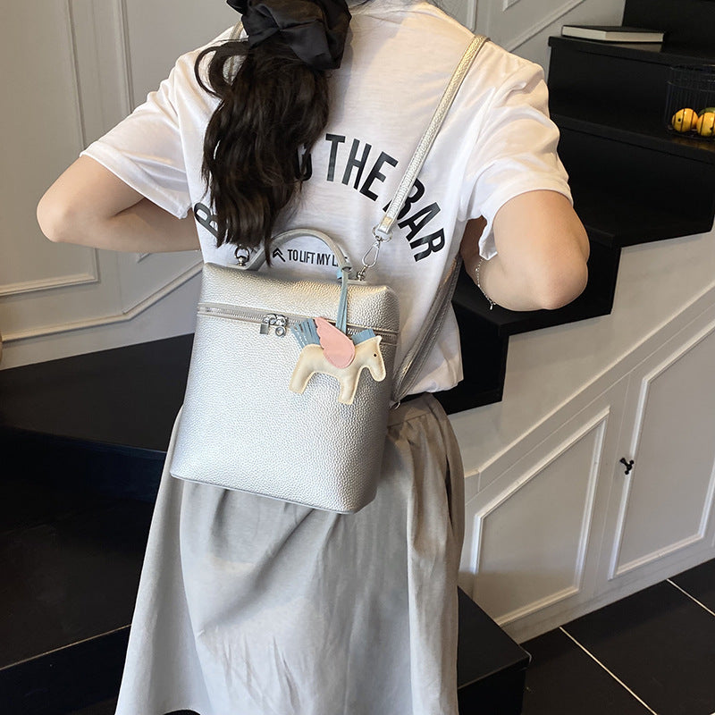 Women's Solid Color Personalized Daily Commute Simple Women's Messenger Bag