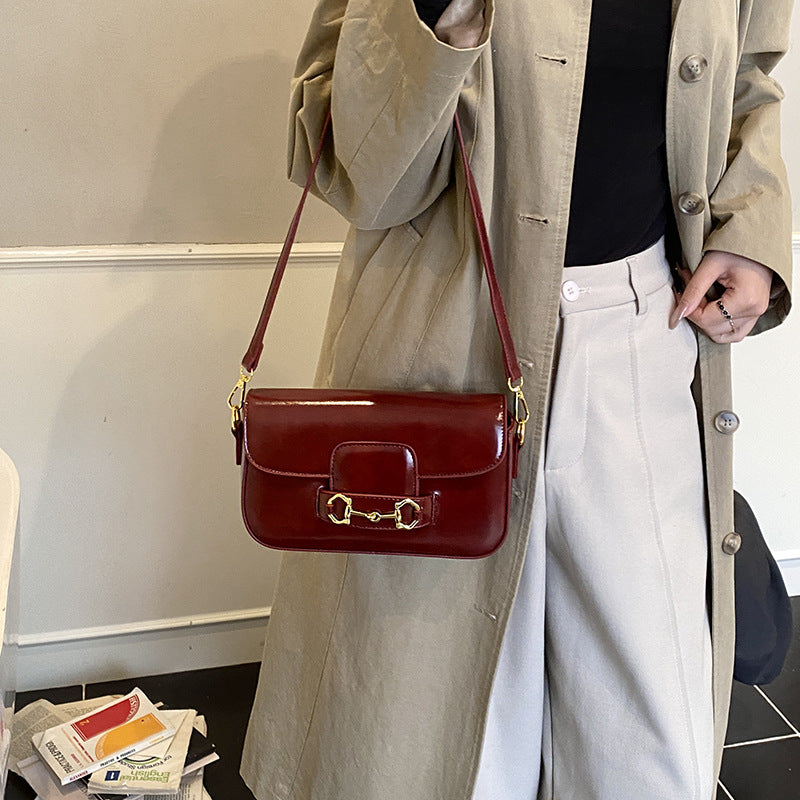 Innovative Women's Stylish Retro Underarm Saddle Small Square Bag