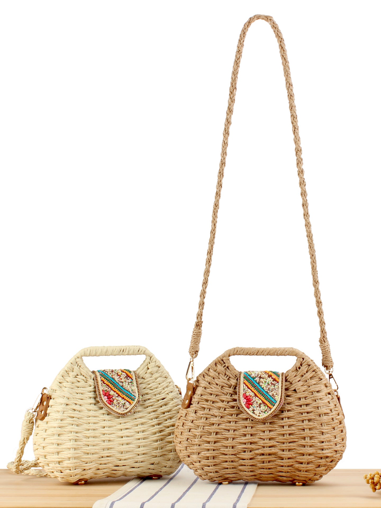 Women's Colorful Cover Fashion Woven Seaside Vacation Daily Women's Messenger Bag