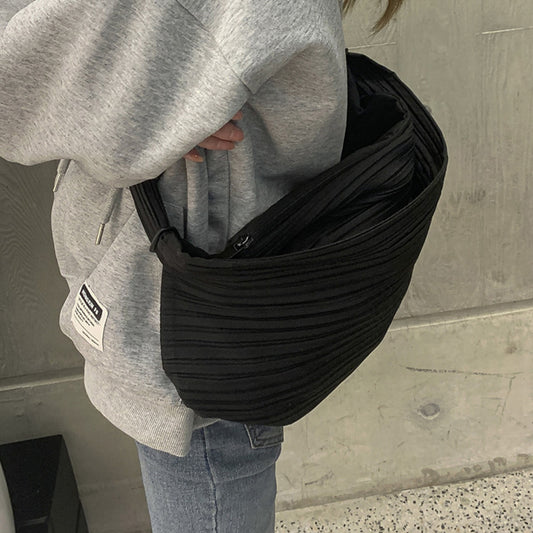 Female Stylish Trendy Leisure Style Pleated Women's Chest Bag, Fanny Pack