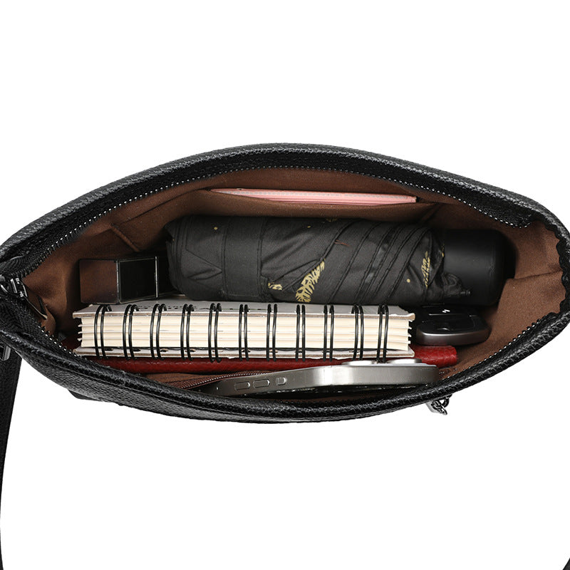 Women's Fashionable Large Capacity Wide Strap Soft Bags