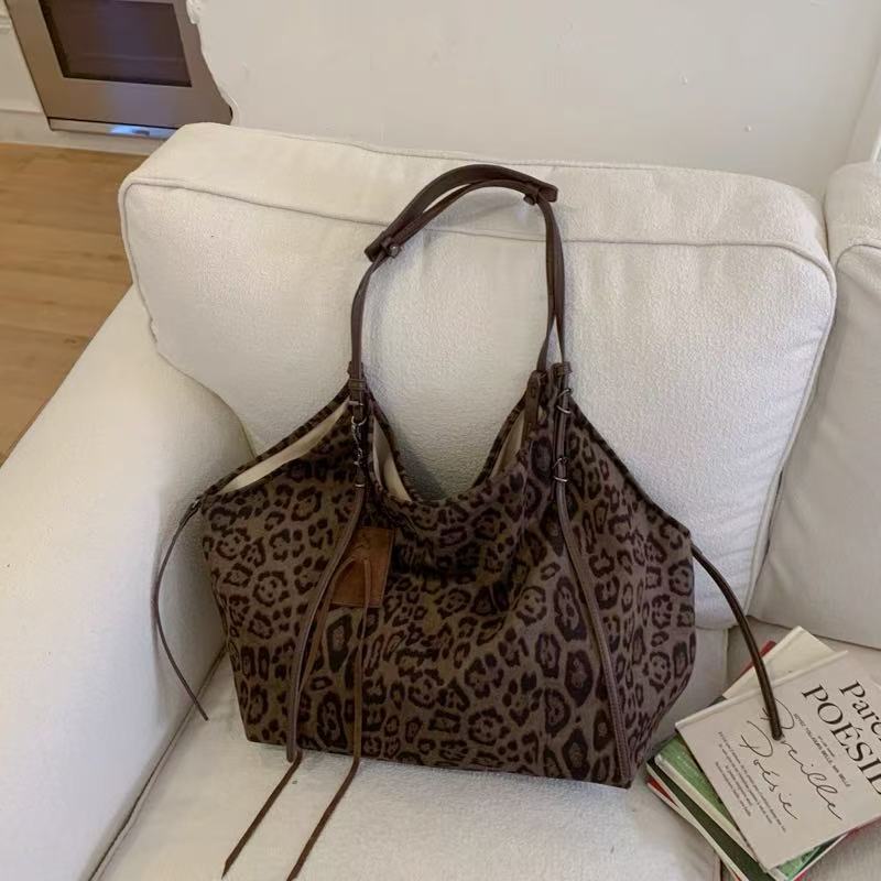 Women's Suede Large Capacity Daily Brown Women's Shoulder Bag