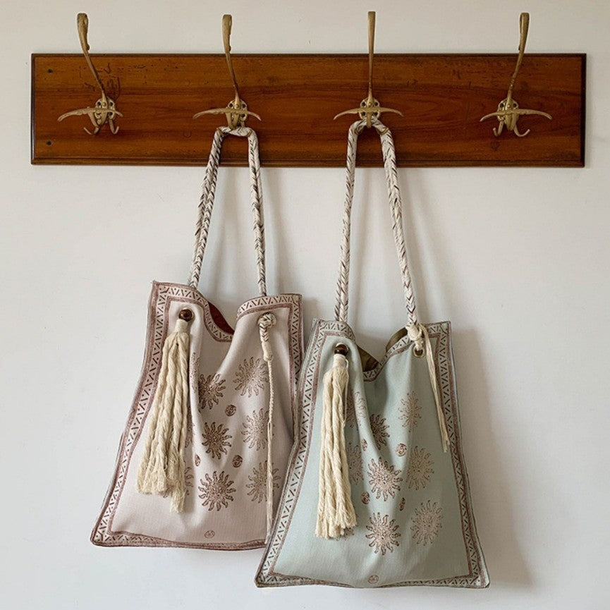 Women's Bohemian Vacation Large Capacity Handmade Linen Woven Niche Design Women's Shoulder Bag