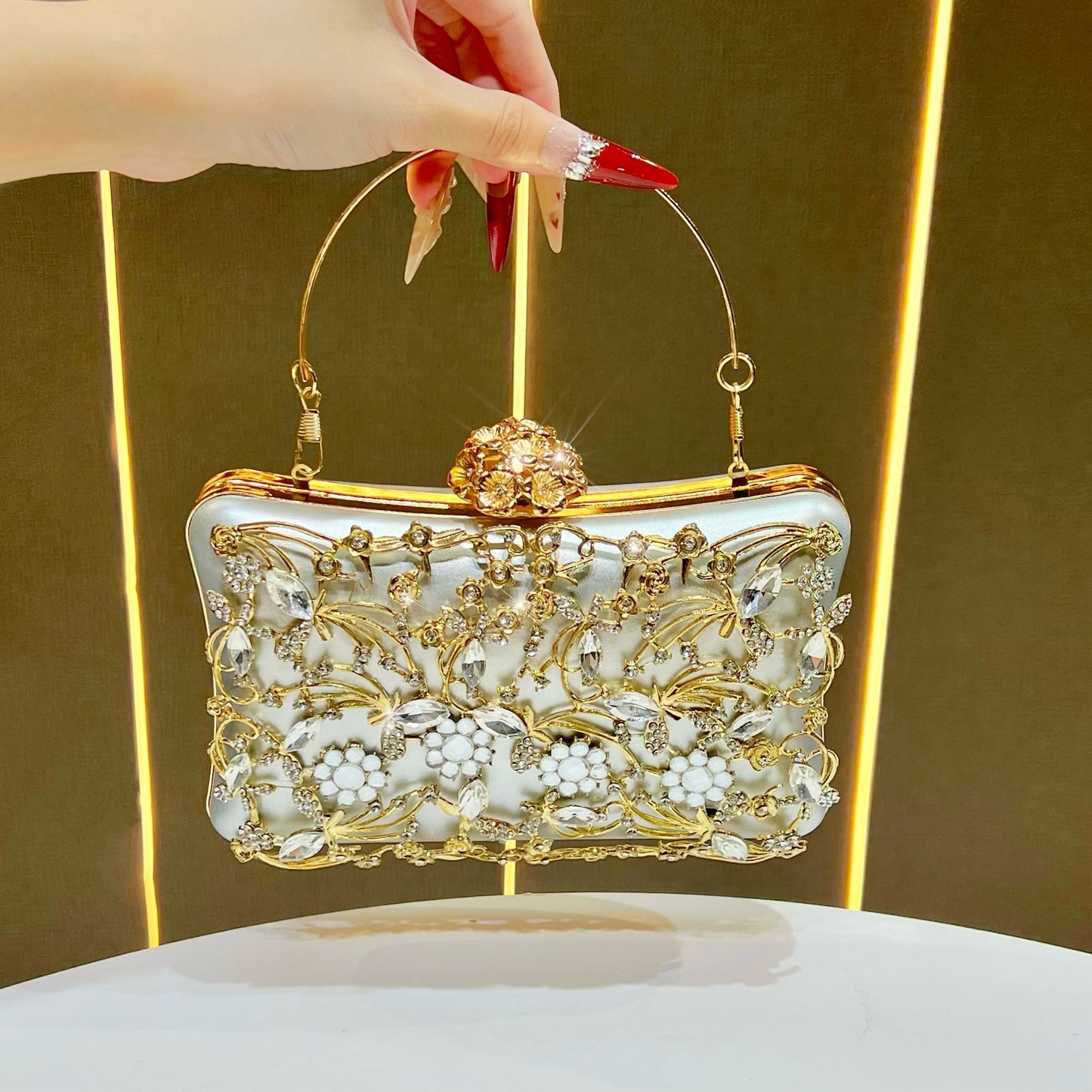 Women's Light Luxury Super Shiny Bridal Party Clutch Bags