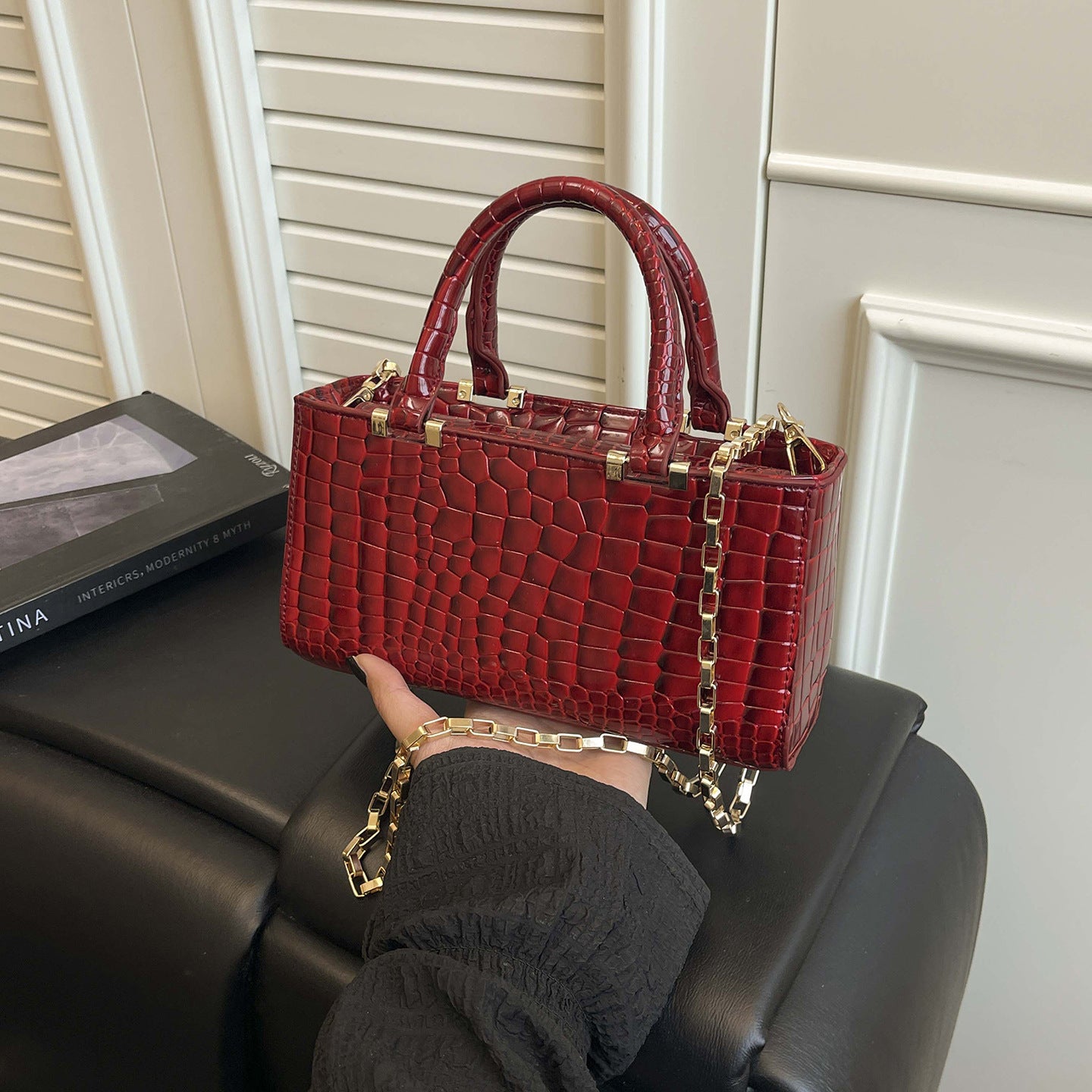Women's Spanish Magneta Texture Advanced Mini Small Square Bags