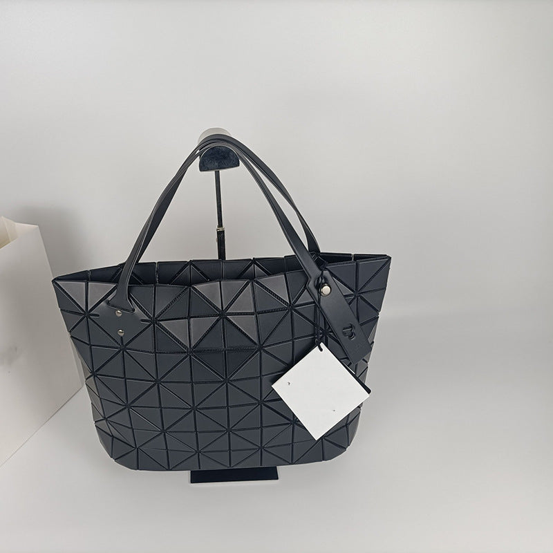 Women's Spring Rock Geometric Rhombus Fashion Large Capacity Frosted Women's Shoulder Bag