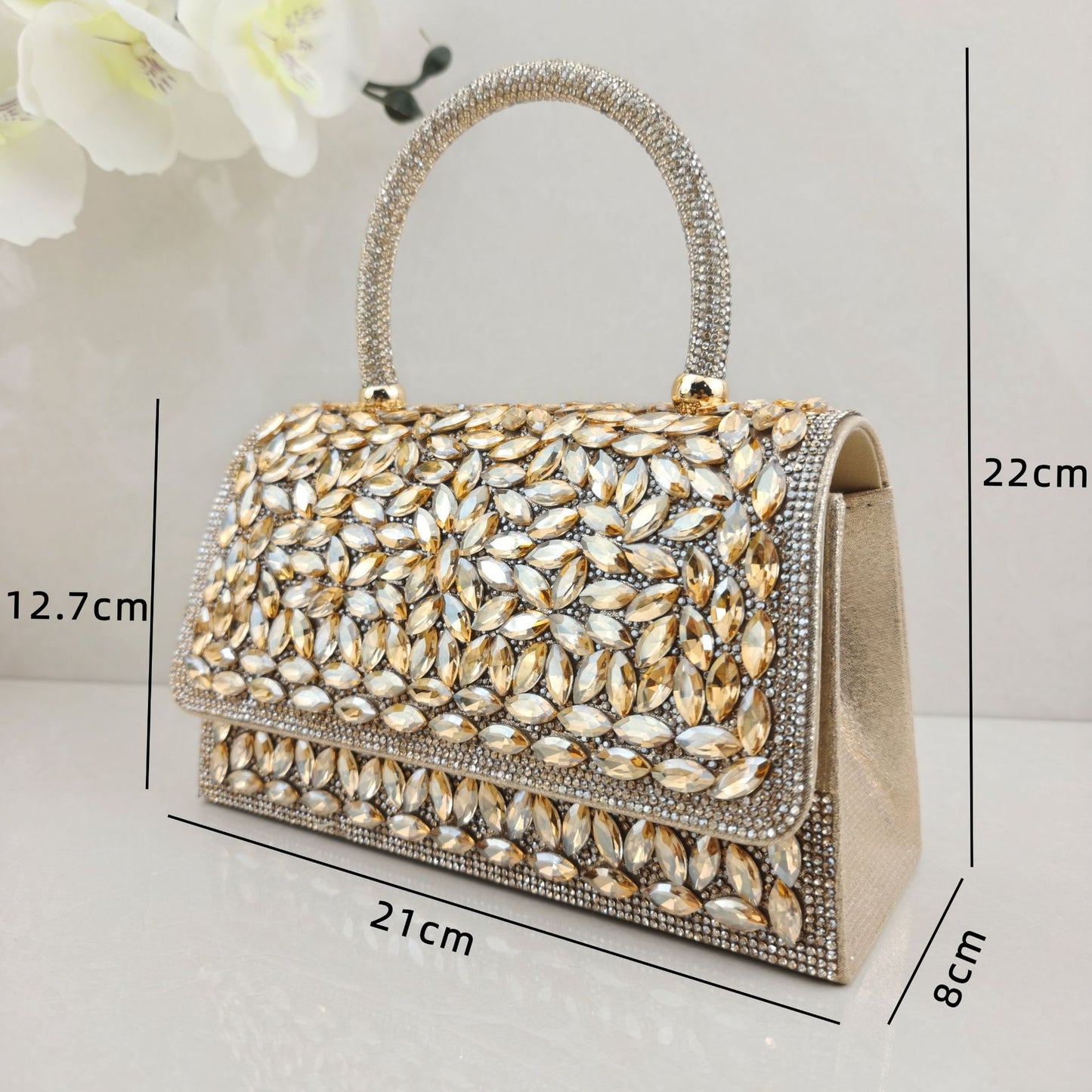 Women's Delicate Diamond Clutch Flap Hand Holding Dinner Bag