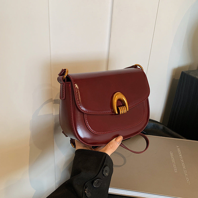 Women's Retro Minority Underarm Fashionable Fashion Saddle Women's Shoulder Bag