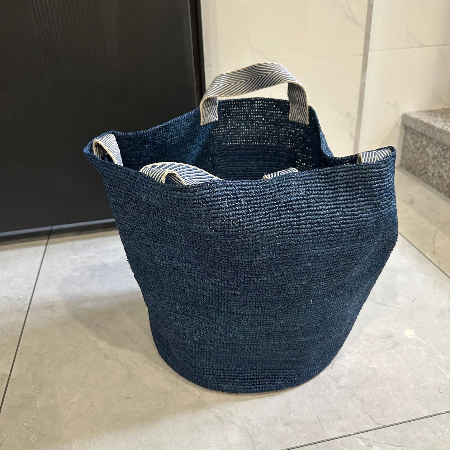 Women's Capacity Straw Hand Crocheting Raffia Vacation Women's Messenger Bag