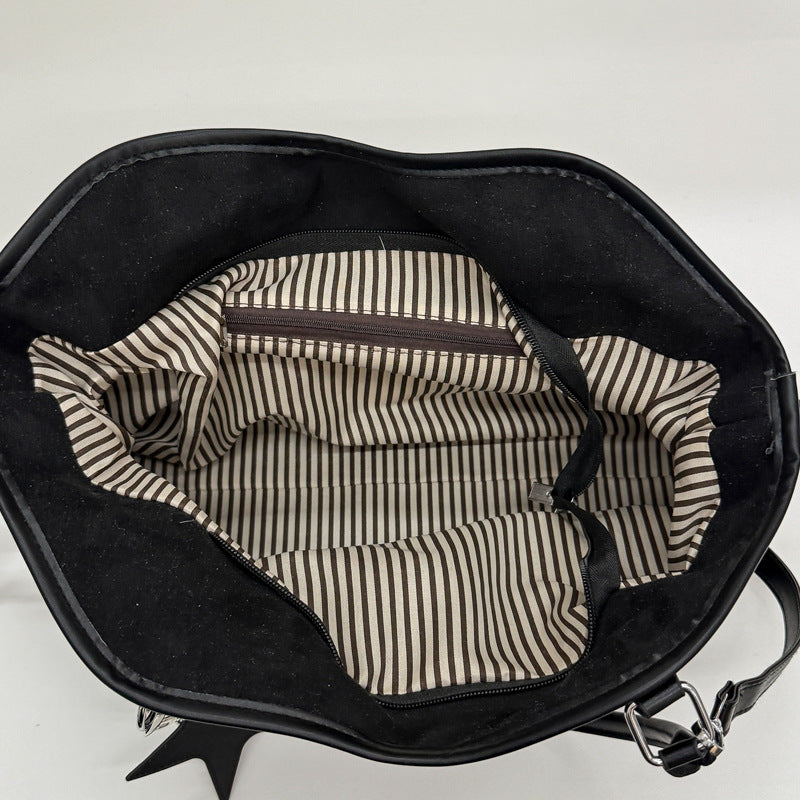 Women's Style Retro Contrast Color Winter Large Capacity Relaxed Feeling Good-looking Women's Shoulder Bag
