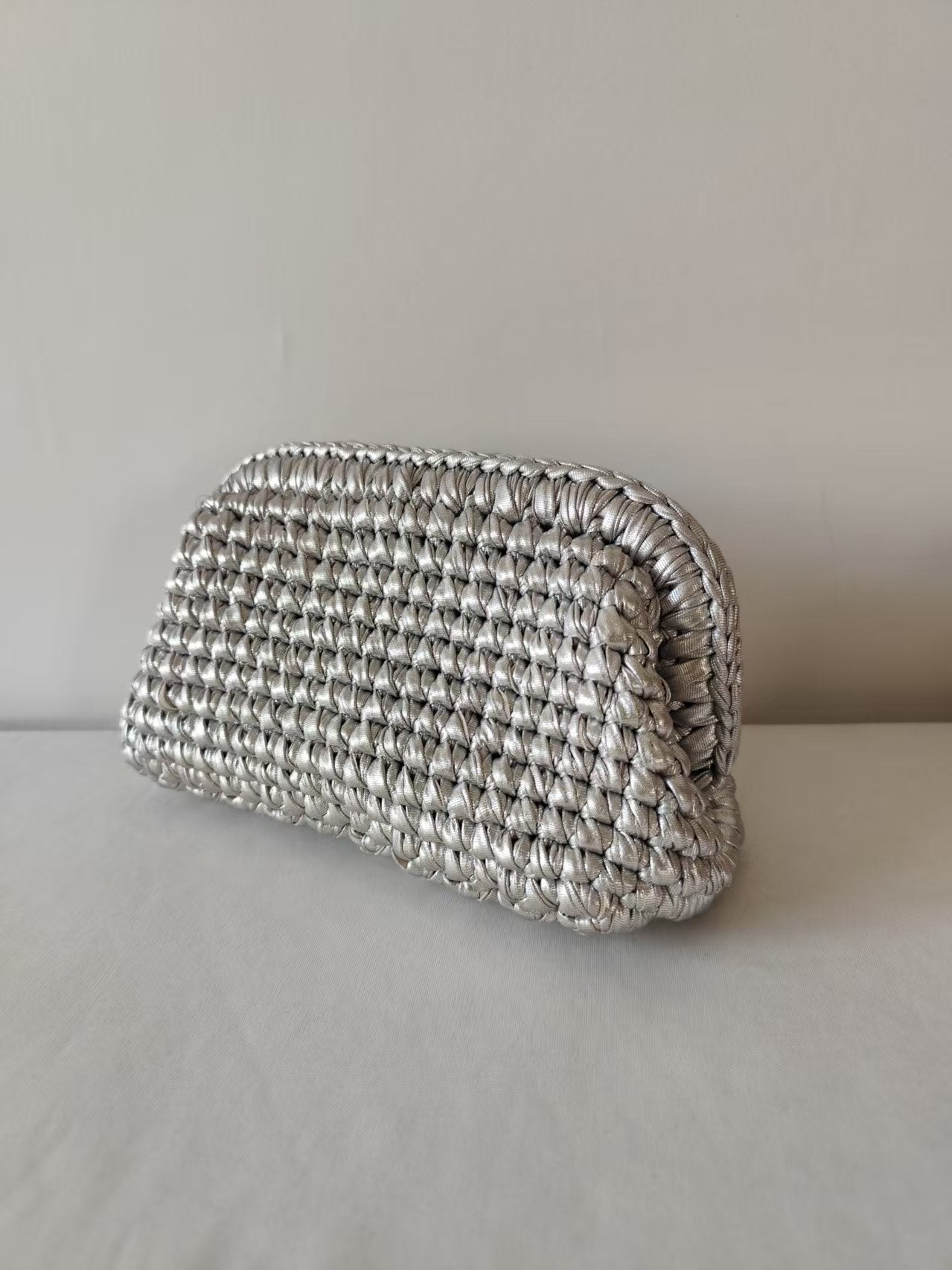 Metal Wire Optional Three-dimensional Texture Affordable Luxury Fashion Women's Clutch