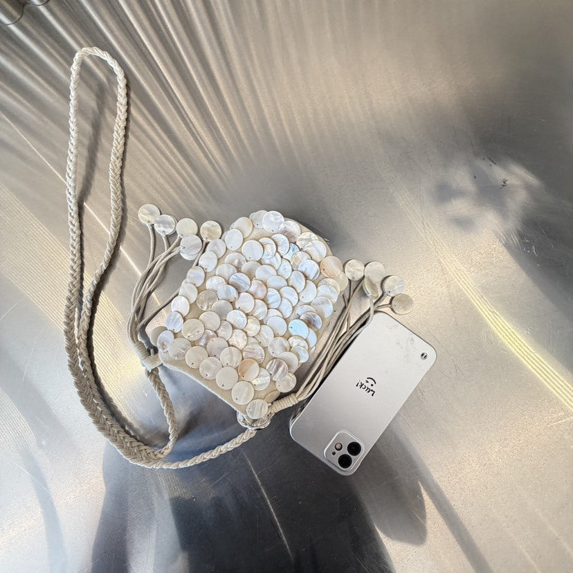 Beaded Fritillary Dinner Style Shell Portable Women's Shoulder Bag