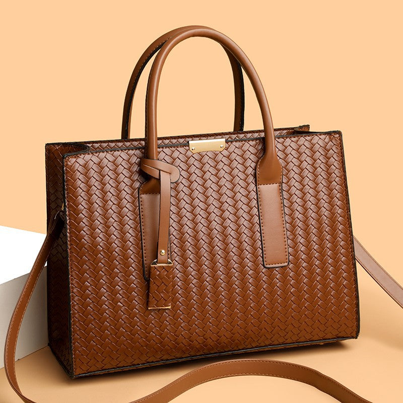 Women's Pattern Fashion Popular Embossed Light Luxury Western Women's Shoulder Bag