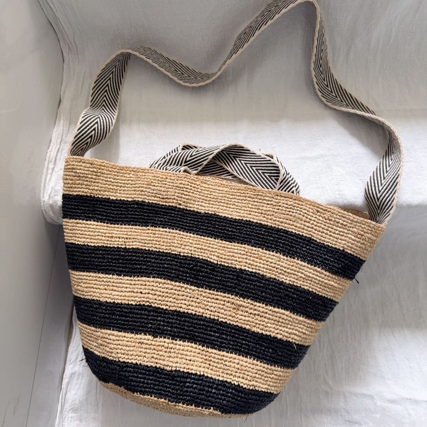 Women's Raffia Woven Summer Seaside Holiday Solid Women's Messenger Bag